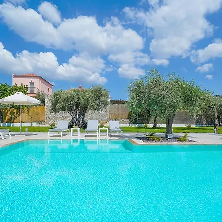 Villa Olivia Potos